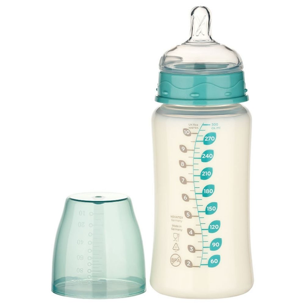 Babyflasche mit türkisen Details und Sauger